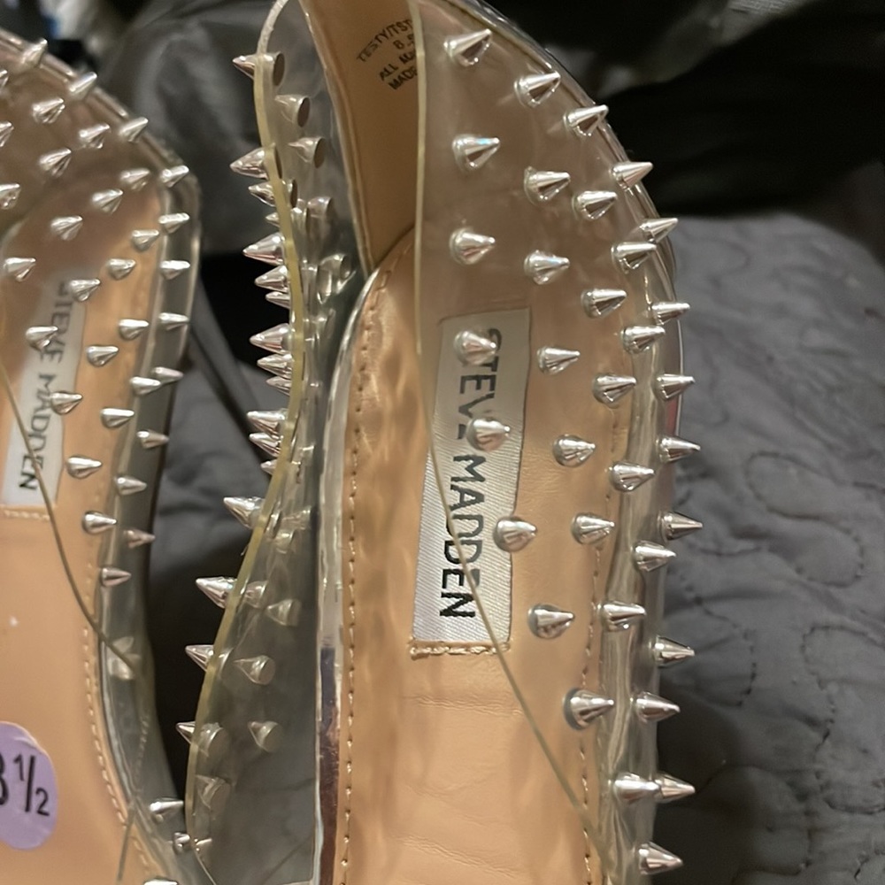 Like new Vala Stud clear pumps - Picture 4 of 4